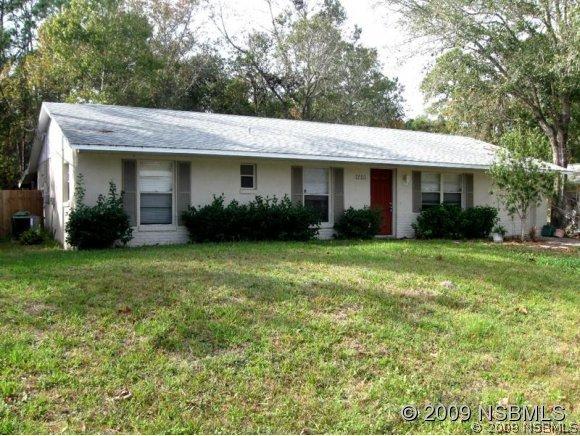 2726 Silver Palm Dr., Edgewater, FL 32141