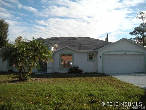 2518 Royal Palm Dr., Edgewater, FL 32141