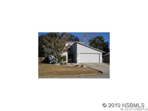 2103 Sabal Palm Dr., Edgewater, FL 32132