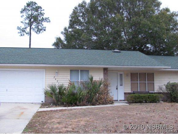 2421 Tamarind Dr., Edgewater, FL 32132