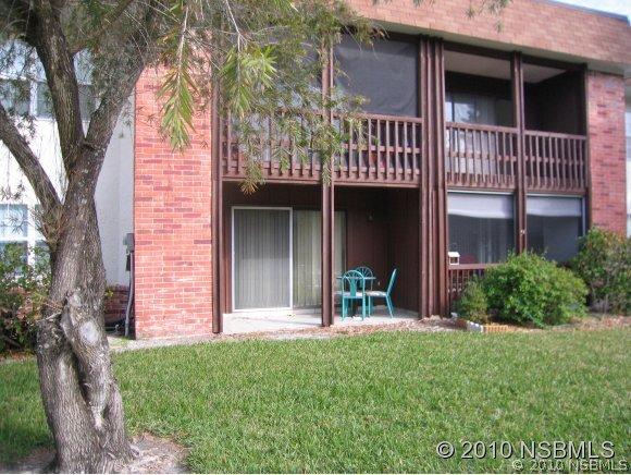 3800 Saxon Dr. #C-35, New Smyrna Beach, FL 32169