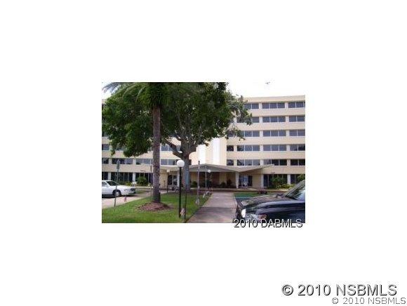 1224 S Peninsula Dr. #106, Daytona Beach, FL 32118