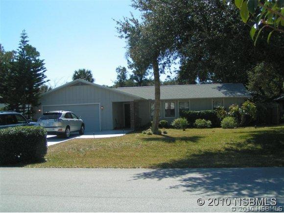1224 Wayne Ave., New Smyrna Beach, FL 32168