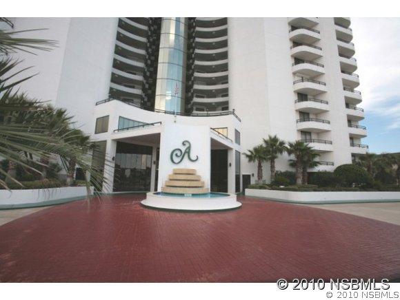 3757 S Atlantic Ave. #102, Daytona Beach Shores, FL 32118