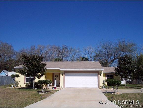 2511 Unity Tree Dr., Edgewater, FL 32141