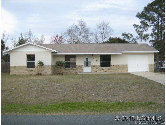 2221 Willow Oak Dr., Edgewater, FL 32141