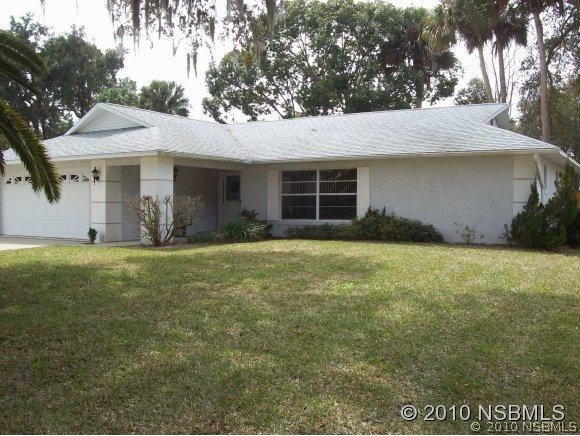 1720 Travelers Palm Dr., Edgewater, FL 32132
