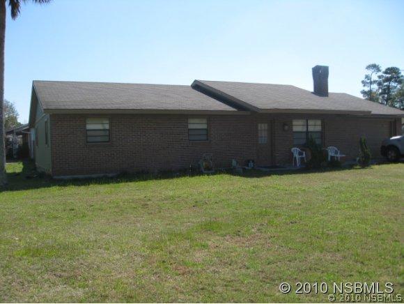 407 Wildwood Dr., Edgewater, FL 32132