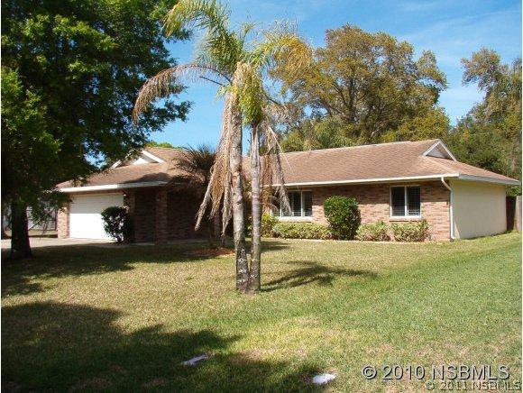 2609 Tamarind Dr., Edgewater, FL 32141