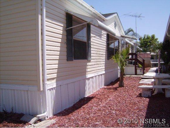 132 A Charles St., Edgewater, FL 32141