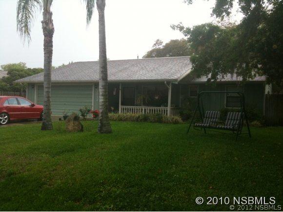 2512 Pine Tree Dr., Edgewater, FL 32141