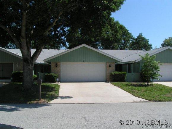 8 Lake Fairgreen Cir., New Smyrna Beach, FL 32168