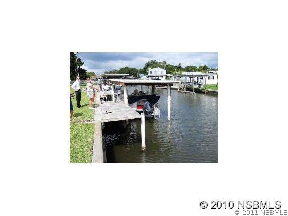 238 Gary Ave., Oak Hill, FL 32759