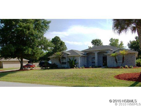 3204 Travelers Palm Dr., Edgewater, FL 32141