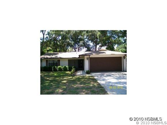 1522 Needle Palm Dr., Edgewater, FL 32132