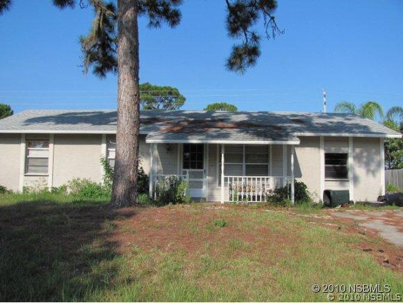 2122 Willow Oak Dr., Edgewater, FL 32141