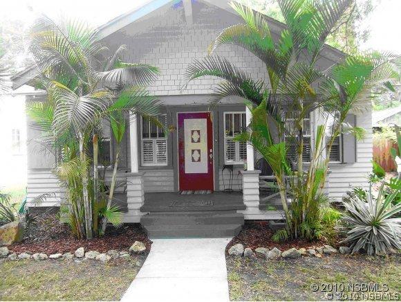 717 Neal St., New Smyrna Beach, FL 32168