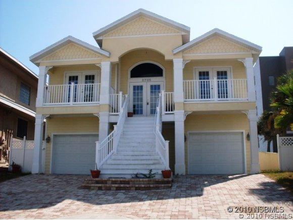 2705 Hill St., New Smyrna Beach, FL 32169