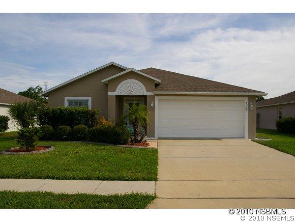 206 Tree Branch Ln., Edgewater, FL 32141