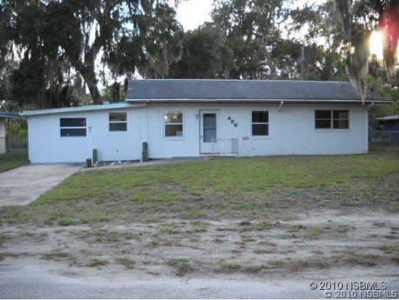 456 Palmetto St., Edgewater, FL 32132