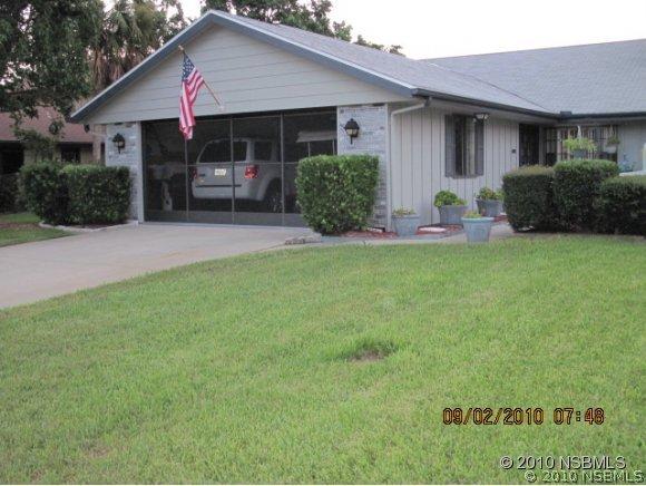 22 Lake Fairgreen Cir., New Smyrna Beach, FL 32168