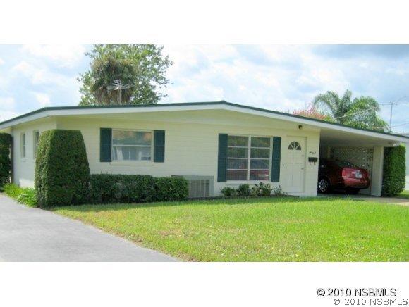 140 W Connecticut Ave., Edgewater, FL 32132