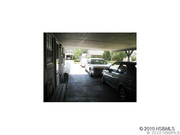 603 Sea Gull Ct., Edgewater, FL 32141