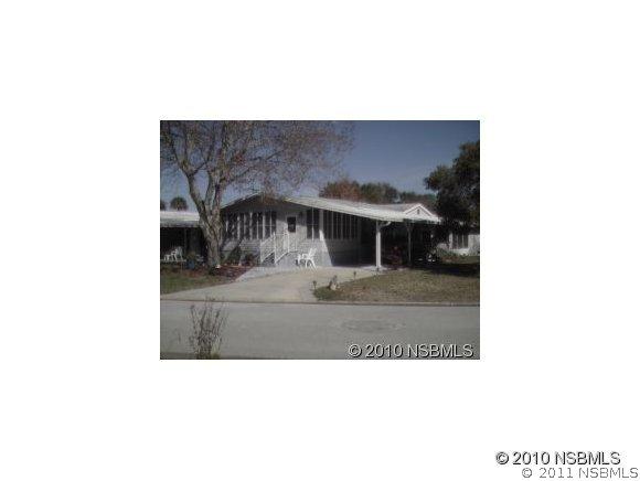 121 Cedar St., Edgewater, FL 32141