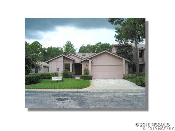 1924 Whisperwood Dr., Port Orange, FL 32128