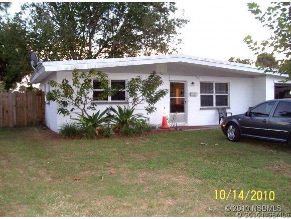 132 W Connecticut Ave., Edgewater, FL 32132