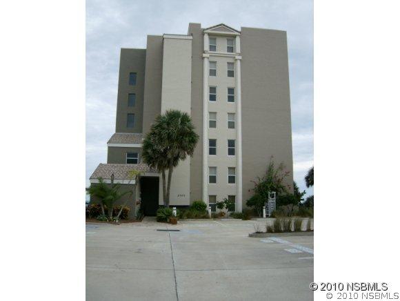 2707 Hill St. #7B, New Smyrna Beach, FL 32169