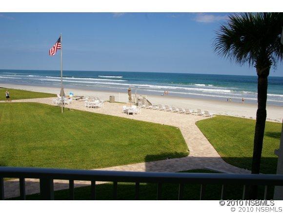 4841 Saxon Dr. #B-214, New Smyrna Beach, FL 32169