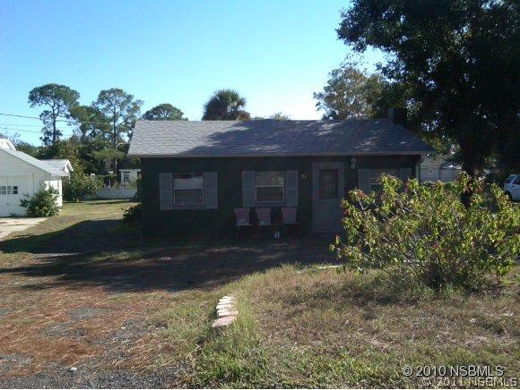 122 E Pine Bluff St., Edgewater, FL 32132