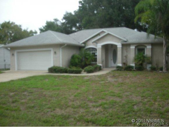 2025 Umbrella Tree Dr., Edgewater, FL 32141