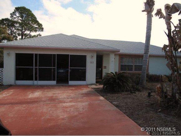 1823 Willow Oak Dr., Edgewater, FL 32132