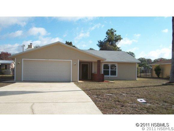 2421 Travelers Palm Dr., Edgewater, FL 32141