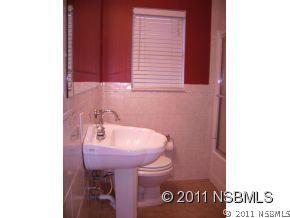 1411 Live Oak St., New Smyrna Beach, FL 32168