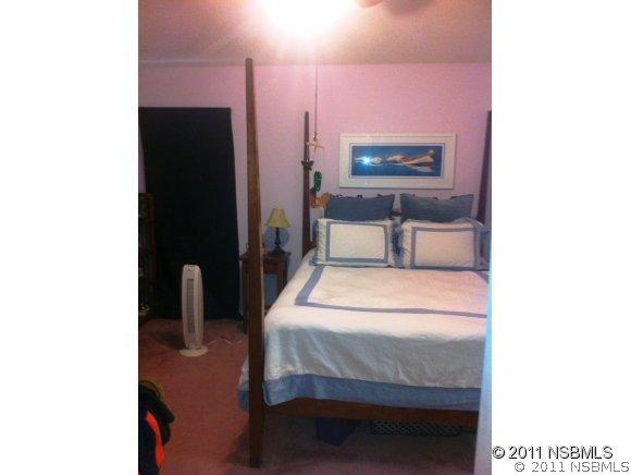 792 Pine Shores Cir., New Smyrna Beach, FL 32168