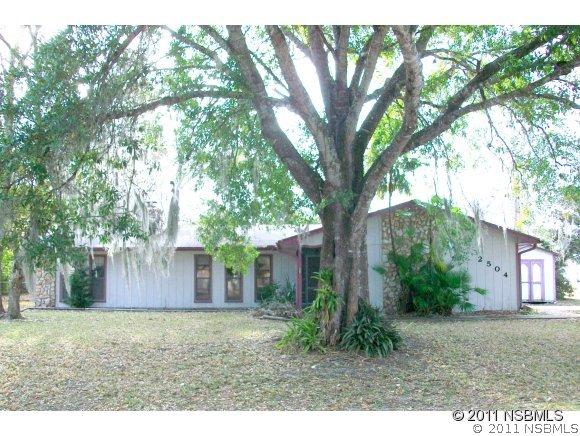 2504 Royal Palm Dr., Edgewater, FL 32141