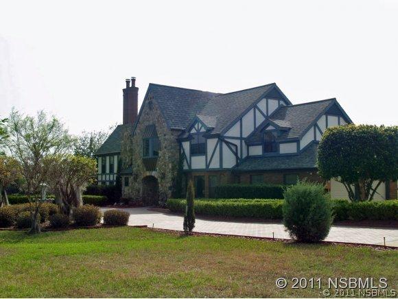 4290 Pioneer Tr., New Smyrna Beach, FL 32168