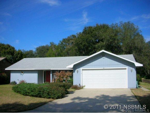 39 Lazy Eight Dr., Port Orange, FL 32128