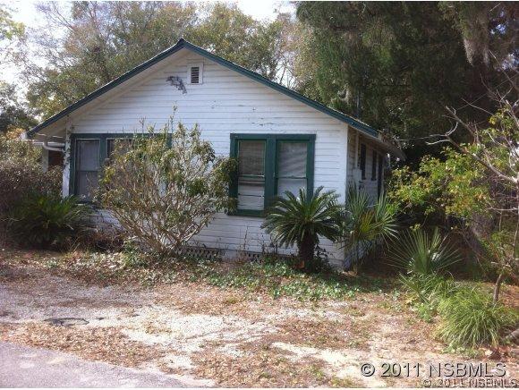506 Fernald St., Edgewater, FL 32132