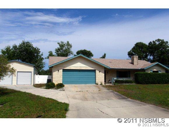 3203 Umbrella Tree Dr., Edgewater, FL 32141