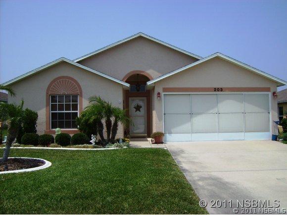 203 Tree Branch Ln., Edgewater, FL 32141