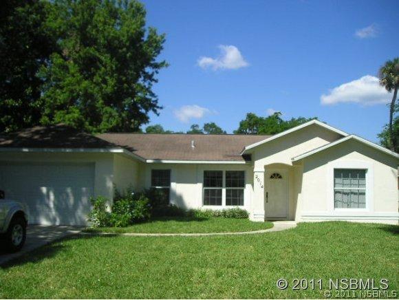 2014 Needle Palm Dr., Edgewater, FL 32141