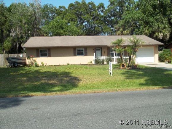 2409 Willow Oak Dr., Edgewater, FL 32141