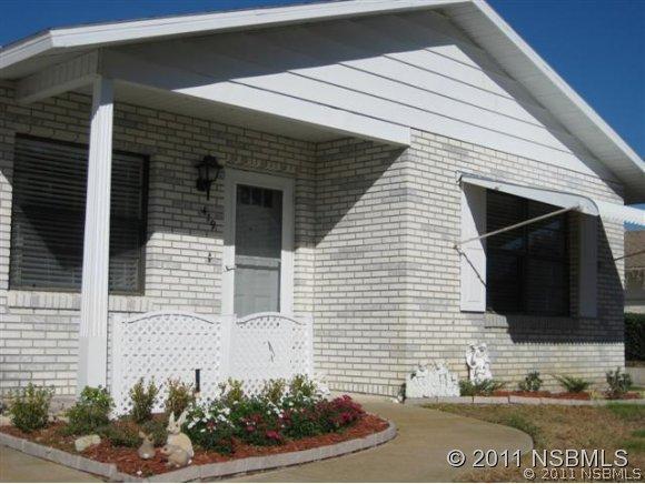 419 Falcon Ave., Edgewater, FL 32141