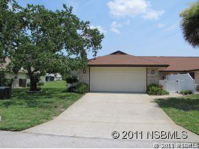 30 Lake Fairgreen Cir., New Smyrna Beach, FL 32168