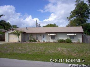 2426 Travelers Palm Dr., Edgewater, FL 32141