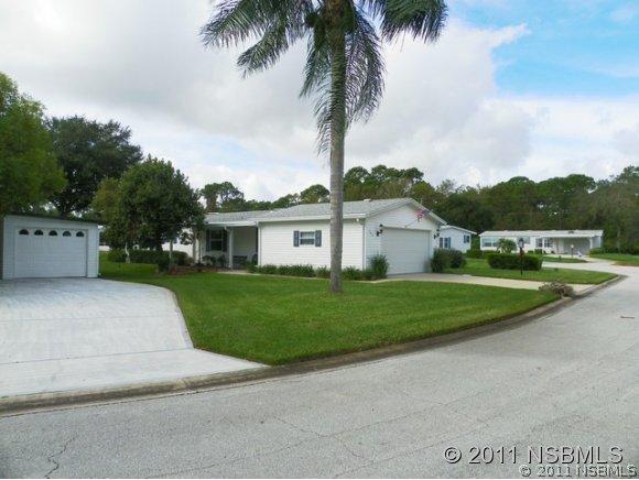 604 Mooring Ln., Edgewater, FL 32141